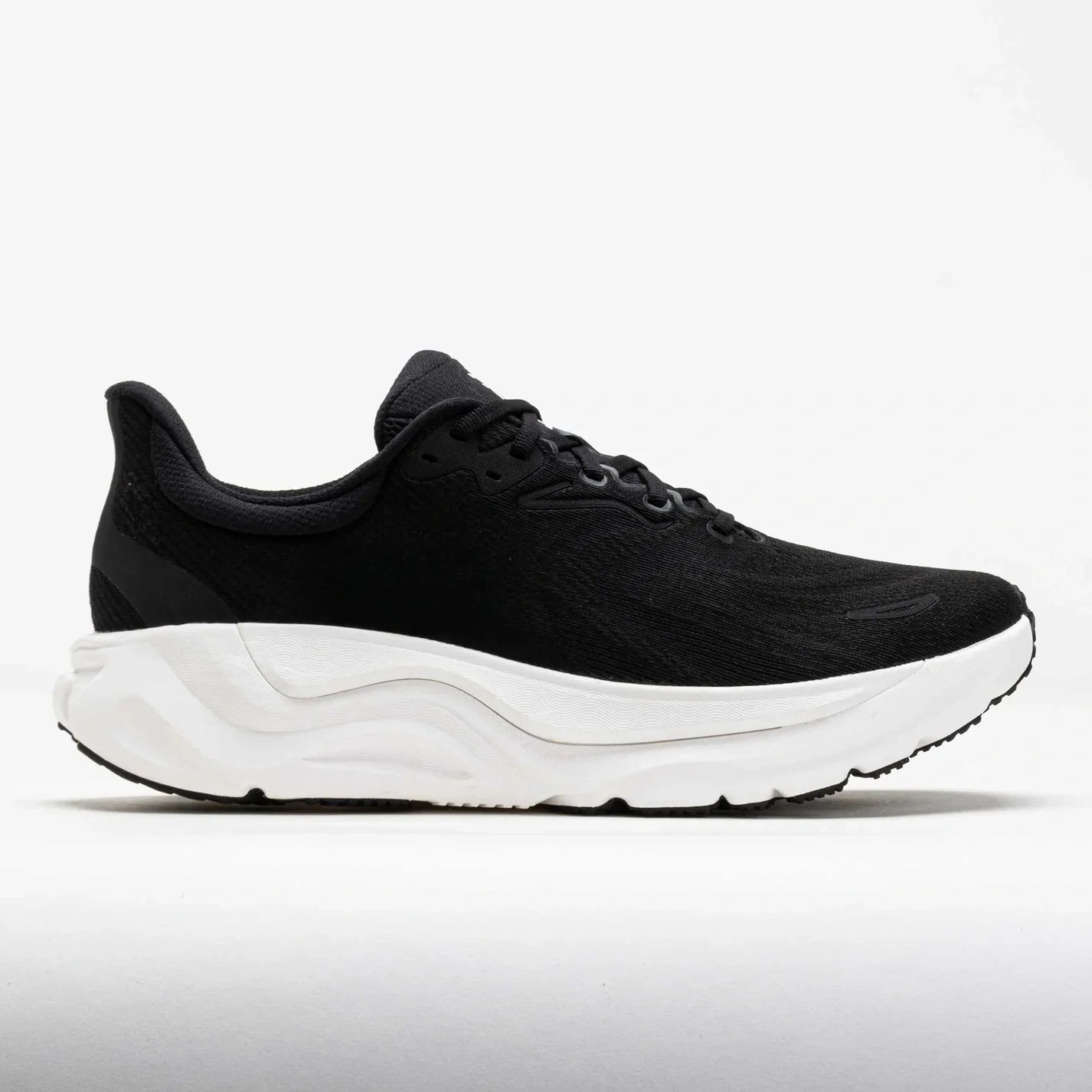 Arahi 8 Women's Black/White